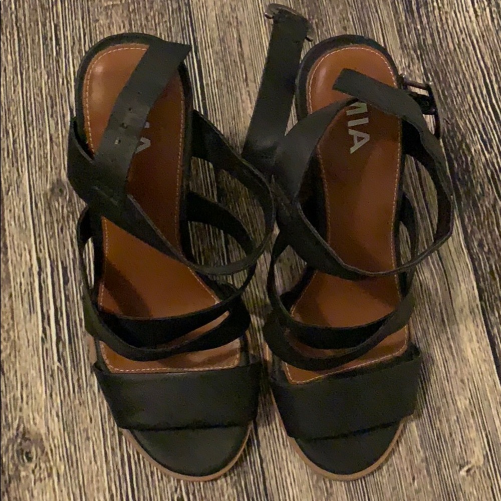 Mia size 7.5 heels